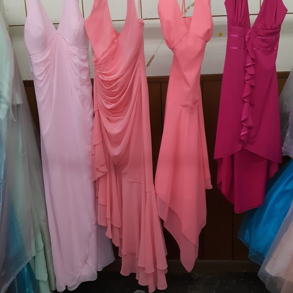 DRESS 1 - Picture 3 of 3